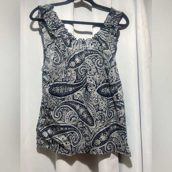 J. Crew Black and White Ruffled Sleeveless Blouse - Picture 1 of 4